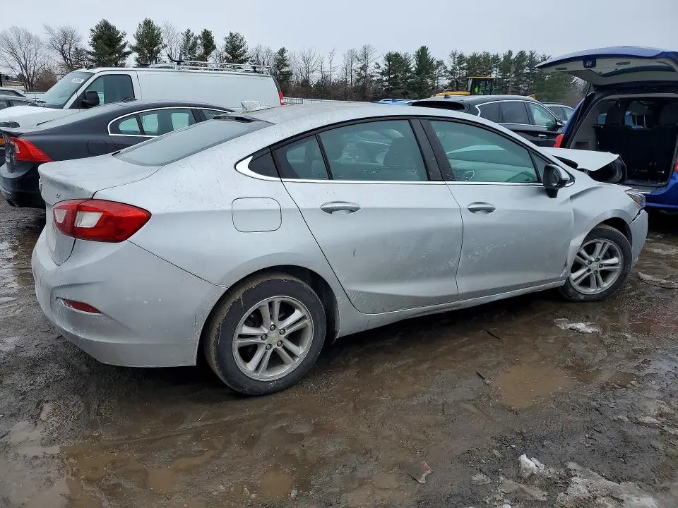 2016 CHEVROLET CRUZE LT  