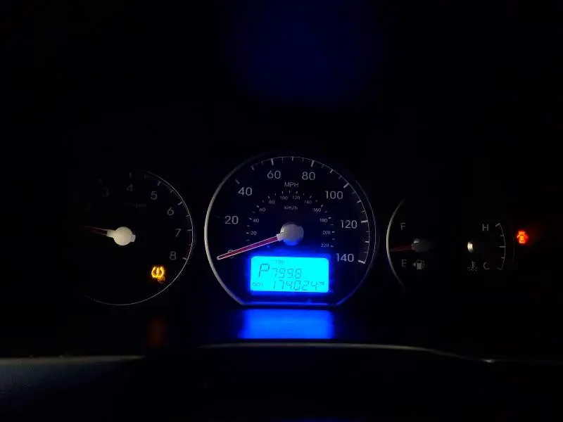 2011 HYUNDAI SANTA FE GLS  
