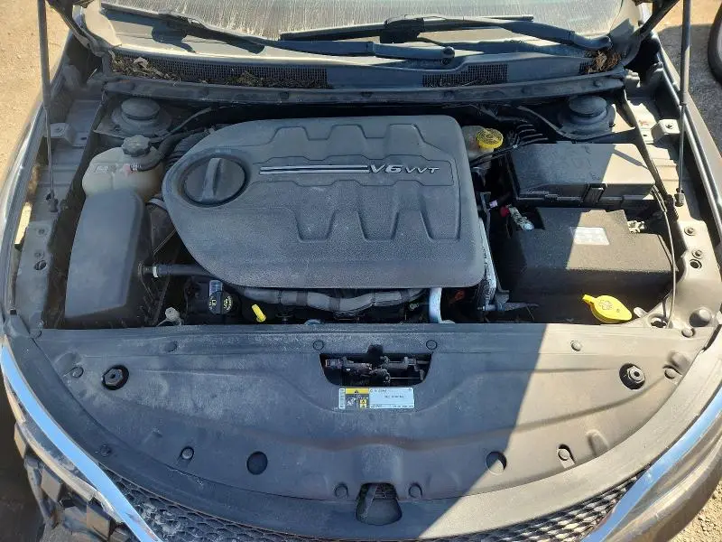 2016 CHRYSLER 200 C  