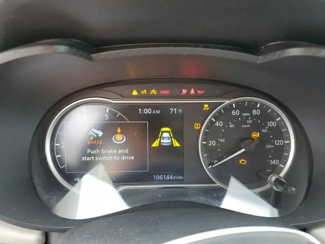 2020 NISSAN VERSA SV  