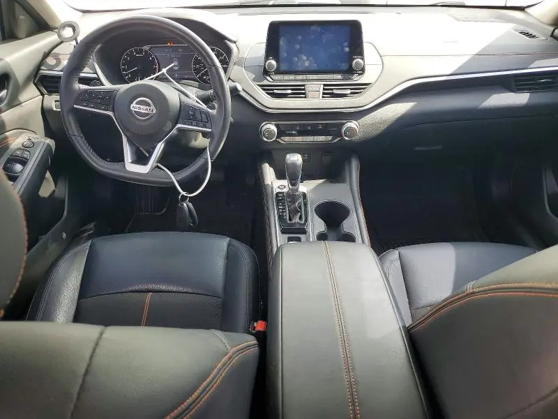 2022 NISSAN ALTIMA SR  