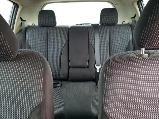 2011 NISSAN VERSA S  