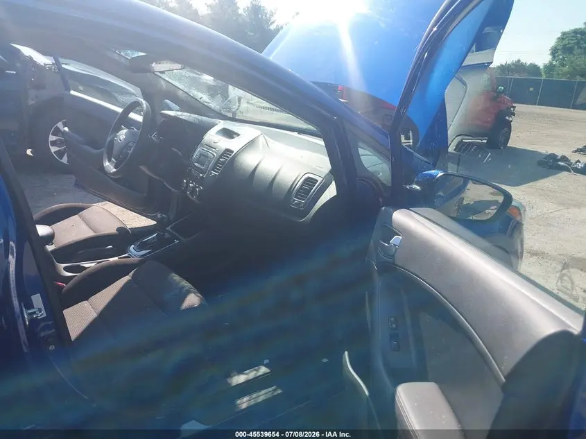 2017 KIA FORTE LX