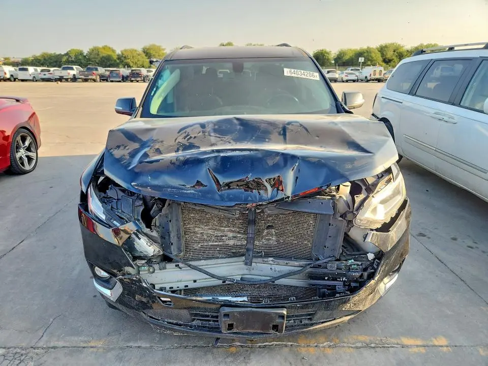 2021 CHEVROLET TRAVERSE LT  
