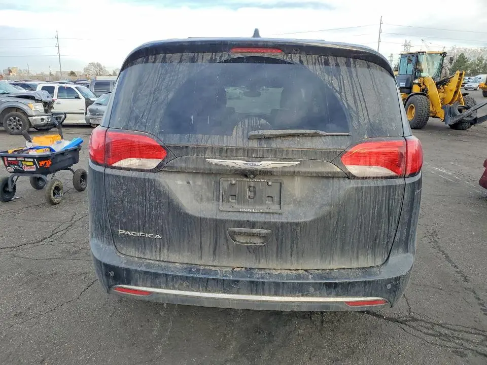 2018 CHRYSLER PACIFICA TOURING L  