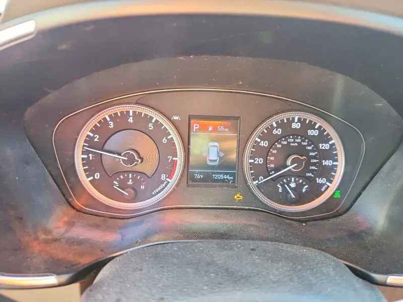 2019 HYUNDAI SANTA FE SE  