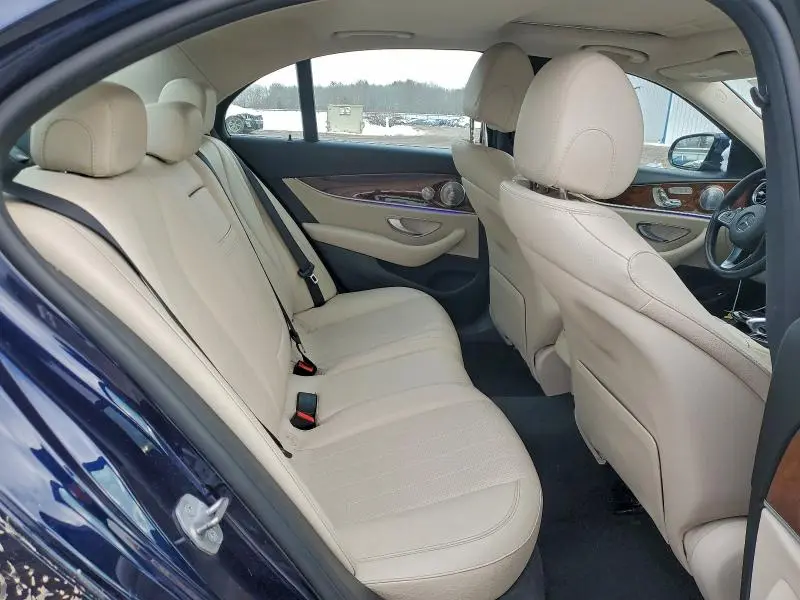 2017 MERCEDES-BENZ E 300 4MATIC  