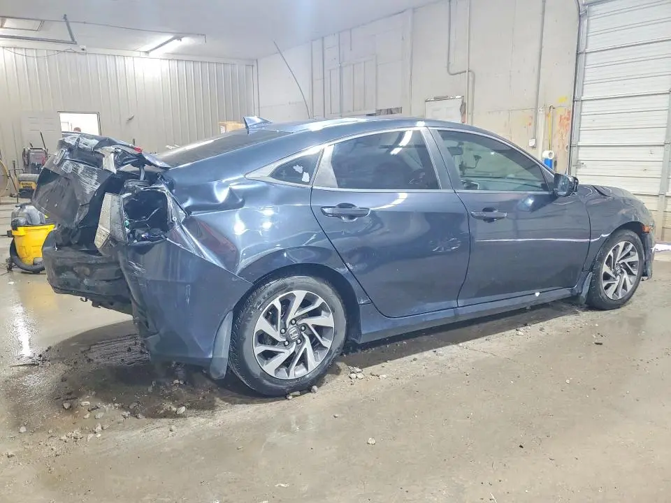 2017 HONDA CIVIC EX  