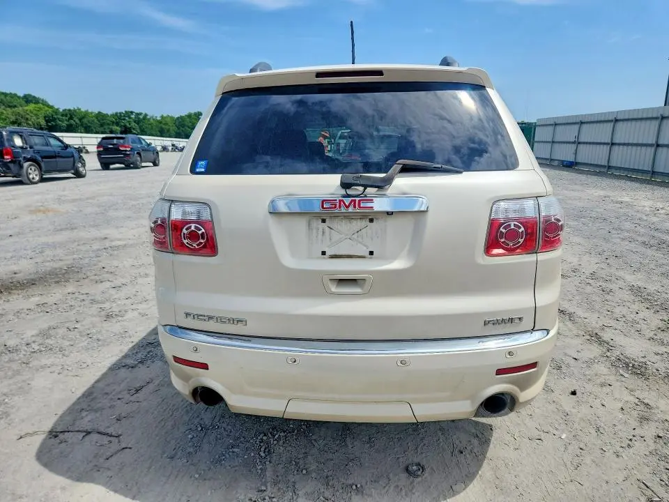 2011 GMC ACADIA DENALI  