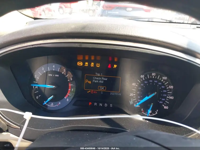 2015 FORD FUSION SE