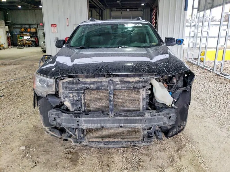 2017 GMC ACADIA SLT-2  