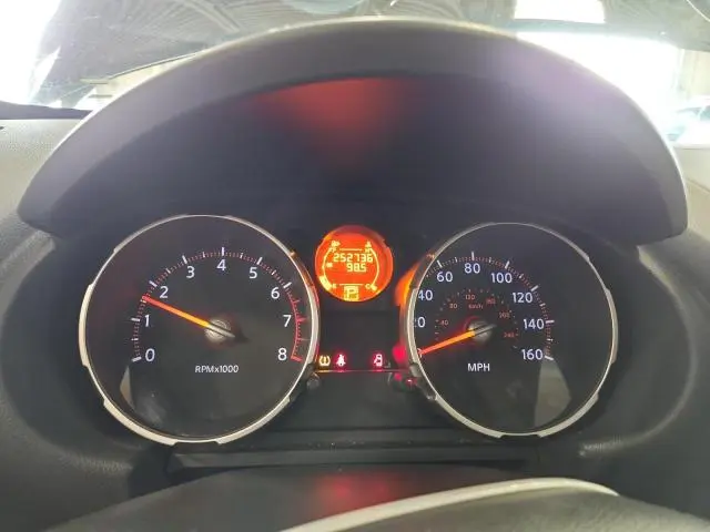 2010 NISSAN ROGUE S  