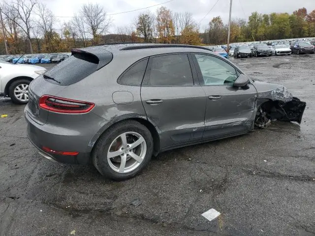 2017 PORSCHE MACAN   