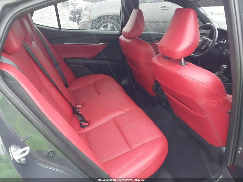 2025 TOYOTA CAMRY XSE