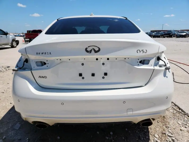 2024 INFINITI Q50 LUXE  