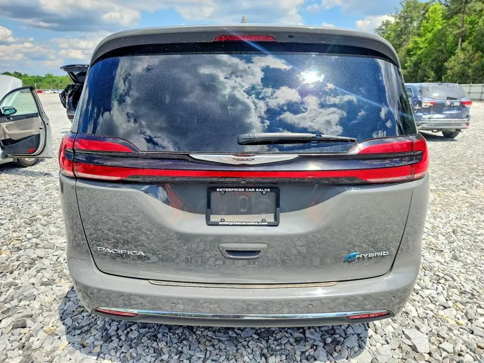 2022 CHRYSLER PACIFICA HYBRID TOURING L  