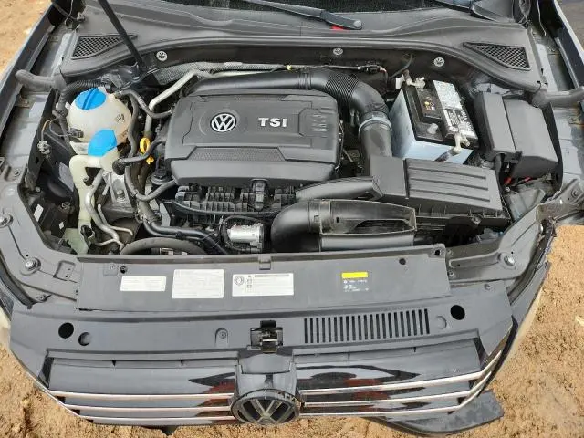 2015 VOLKSWAGEN PASSAT SE  