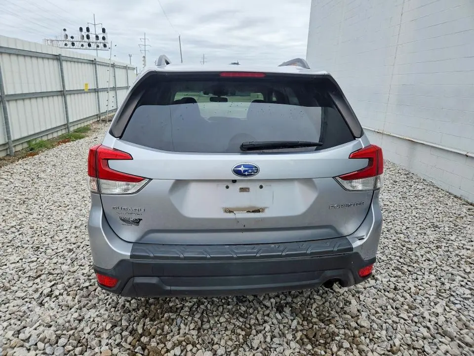 2019 SUBARU FORESTER PREMIUM  