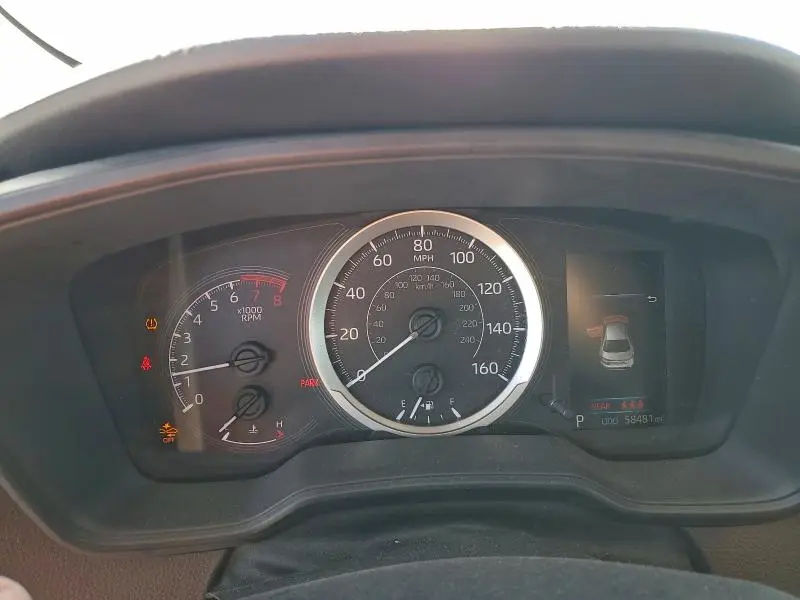 2021 TOYOTA COROLLA LE  