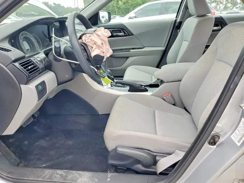 2017 HONDA ACCORD LX  