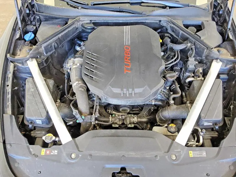 2020 KIA STINGER GT1  