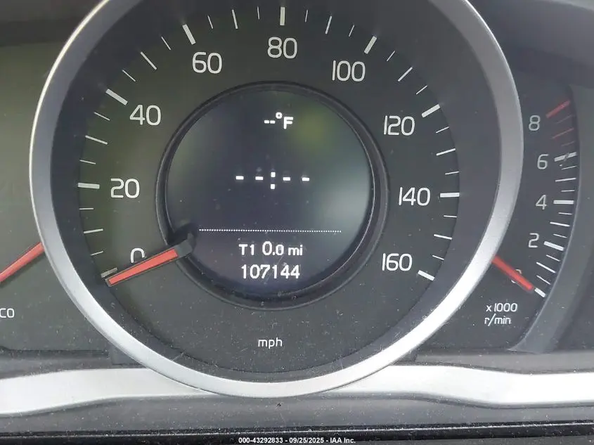 2017 VOLVO S60 T5 DYNAMIC