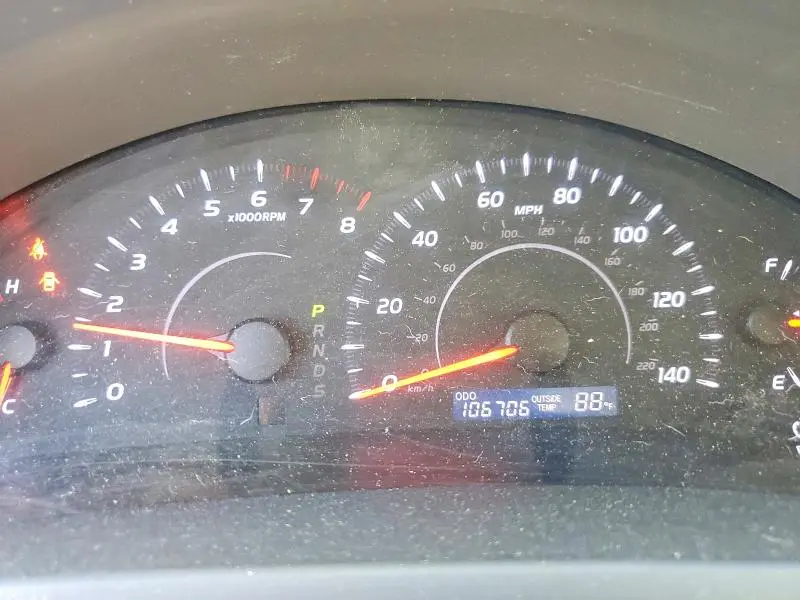 2010 TOYOTA CAMRY LE  