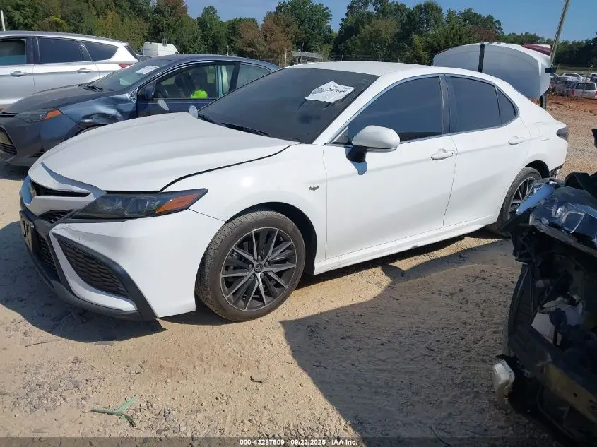 2023 TOYOTA CAMRY SE