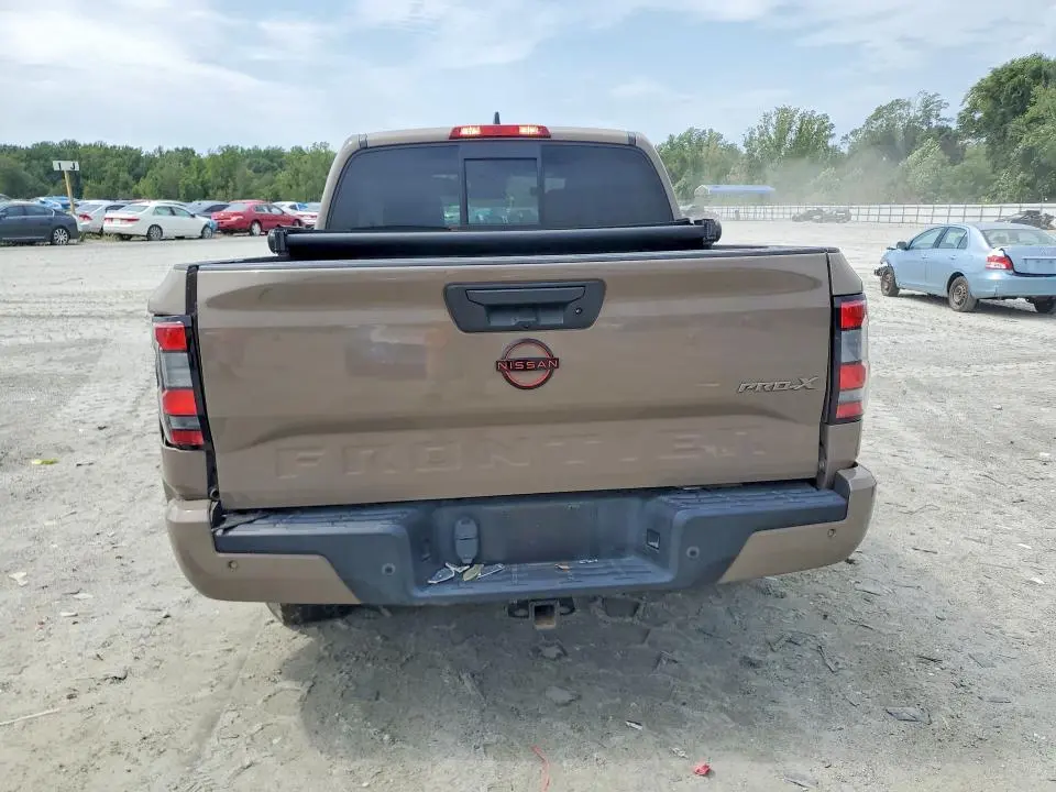 2022 NISSAN FRONTIER PRO-X  