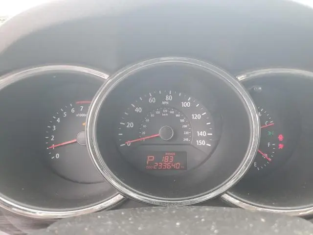 2013 KIA SORENTO LX  