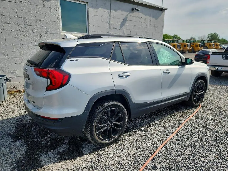 2021 GMC TERRAIN SLE  