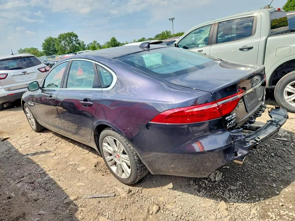 2017 JAGUAR XF PREMIUM  