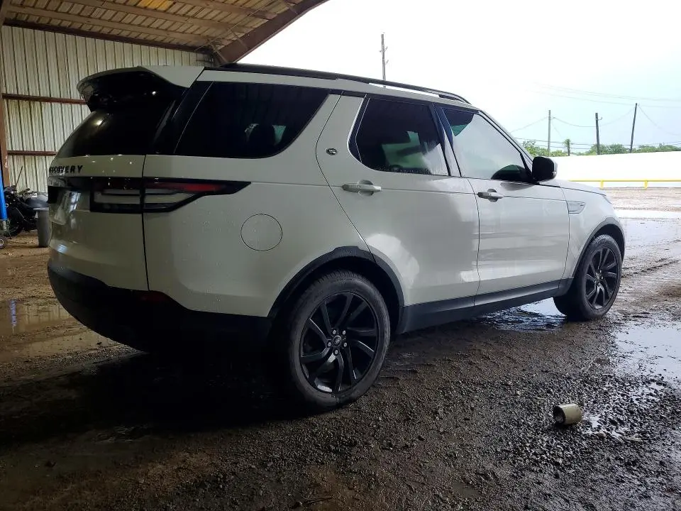 2017 LAND ROVER DISCOVERY SE  