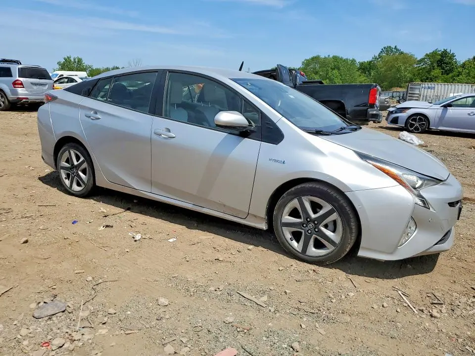 2017 TOYOTA PRIUS FOUR TOURING  