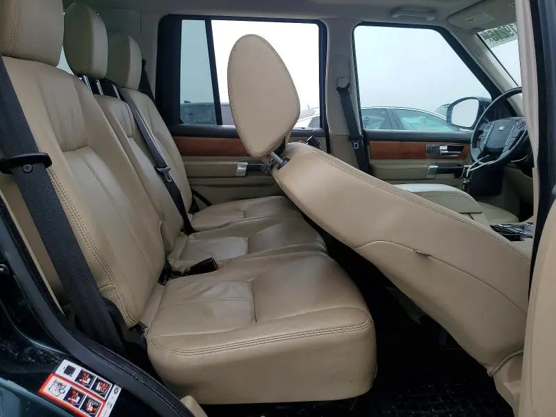 2014 LAND ROVER LR4 HSE LUXURY  