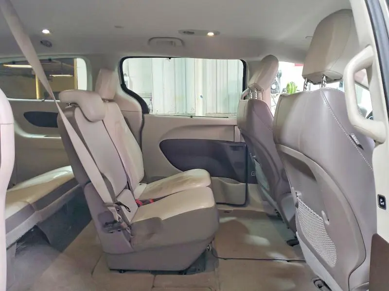 2017 CHRYSLER PACIFICA TOURING L  