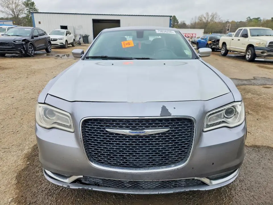 2016 CHRYSLER 300 LIMITED  
