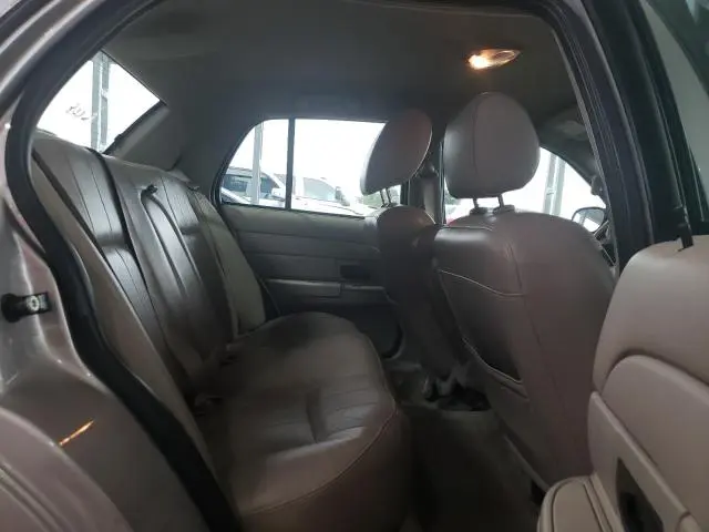 2011 FORD CROWN VICTORIA LX  