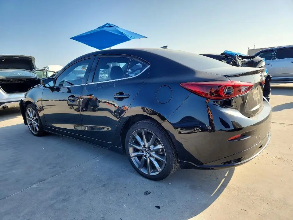 2018 MAZDA 3 GRAND TOURING  