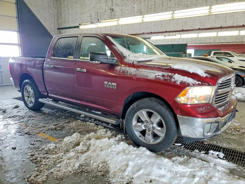2017 RAM 1500 SLT  
