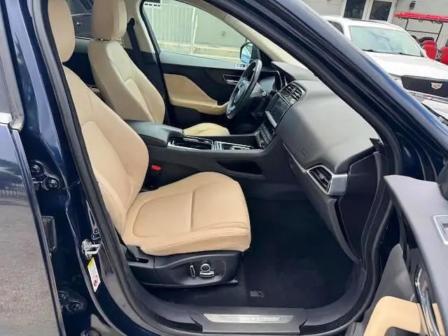 2020 JAGUAR F-PACE PREMIUM  