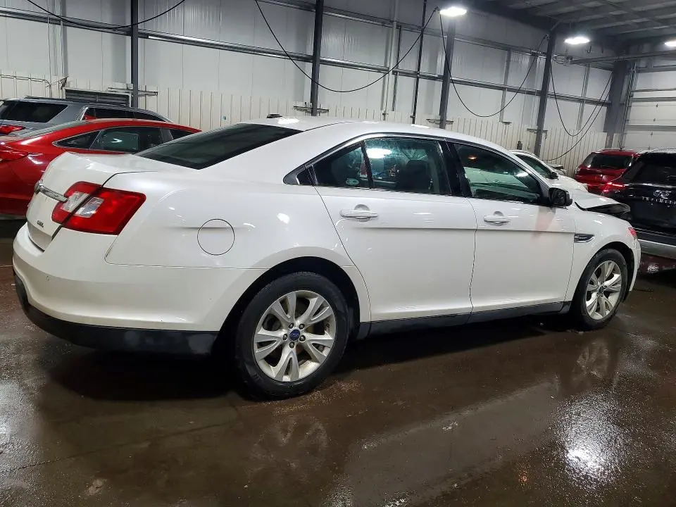 2010 FORD TAURUS SEL  