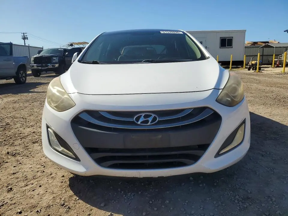 2013 HYUNDAI ELANTRA GT BASE  