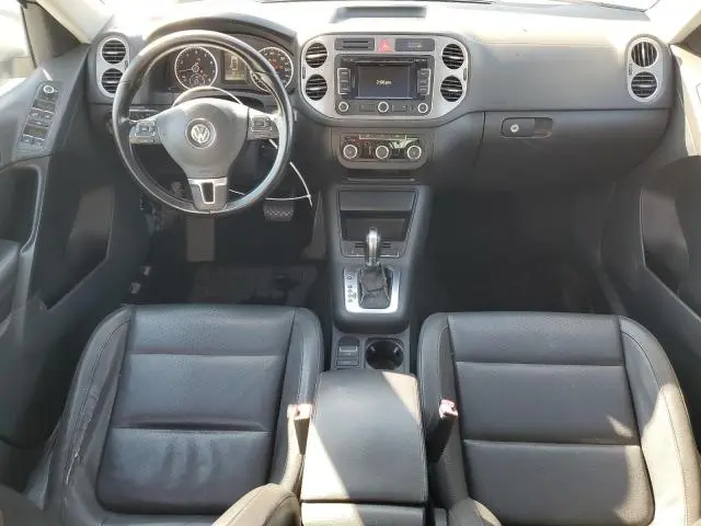 2011 VOLKSWAGEN TIGUAN S  