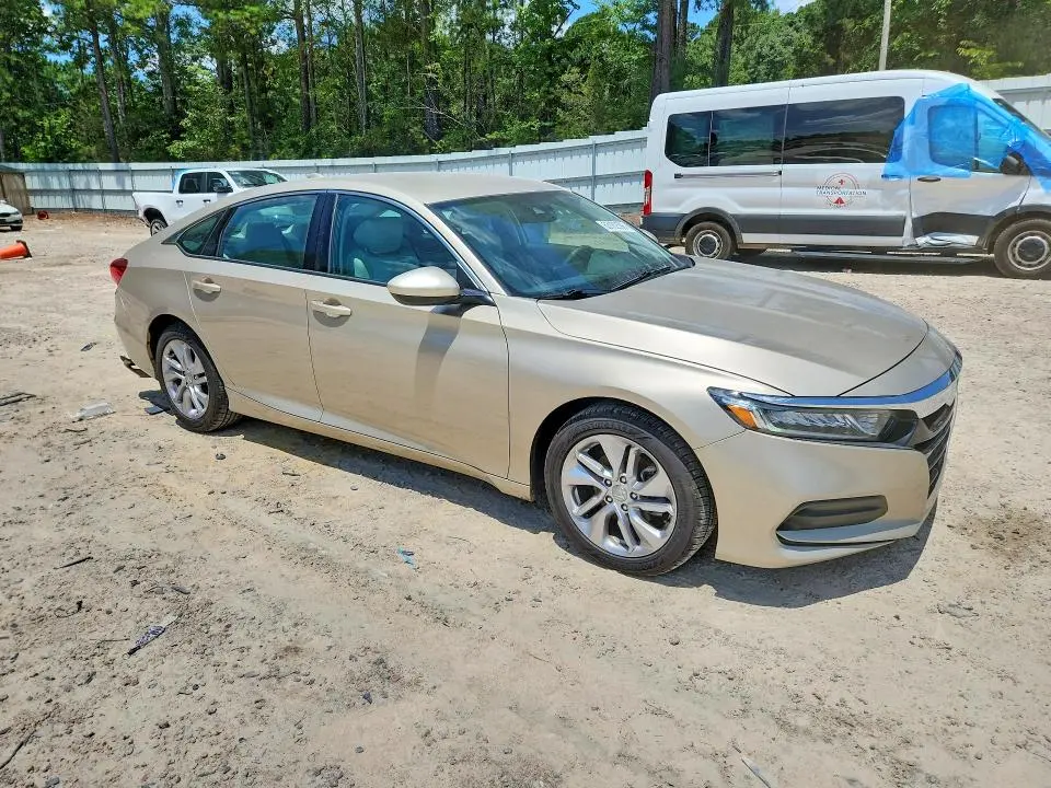 2019 HONDA ACCORD LX  