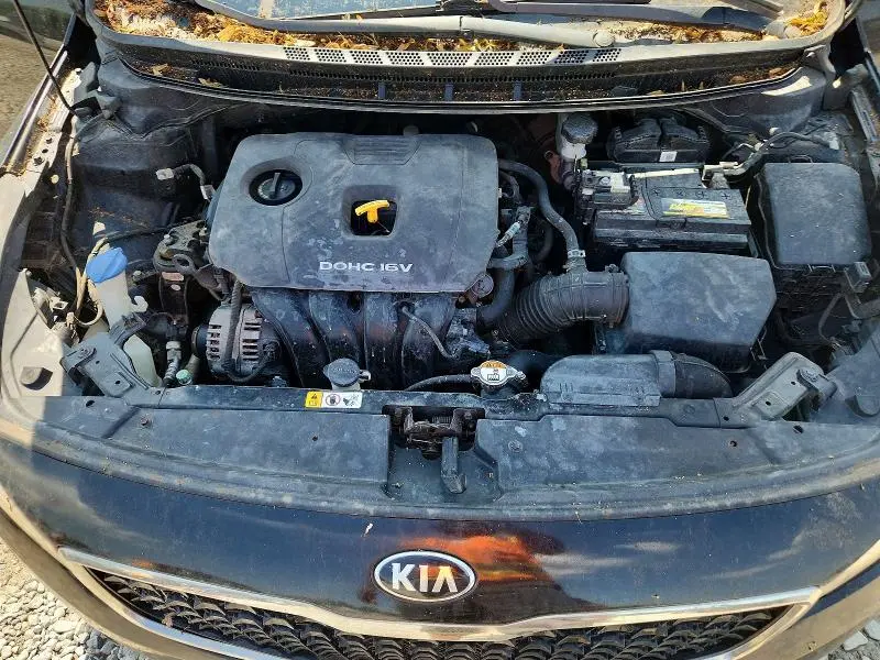 2017 KIA FORTE LX  