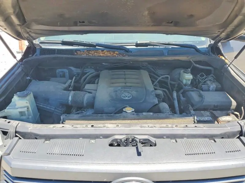 2015 TOYOTA TUNDRA SR5  