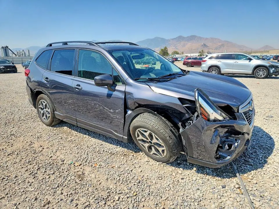 2020 SUBARU FORESTER PREMIUM  