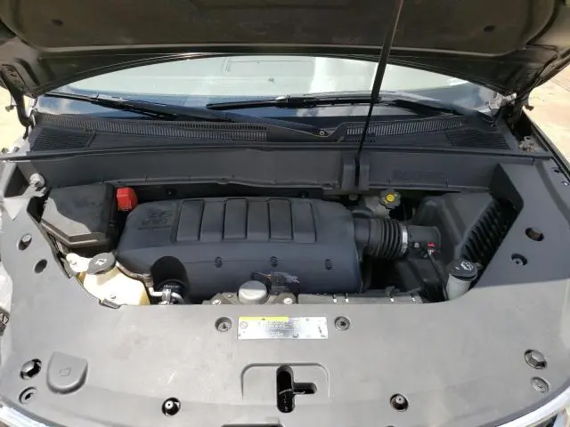 2013 CHEVROLET TRAVERSE LS  