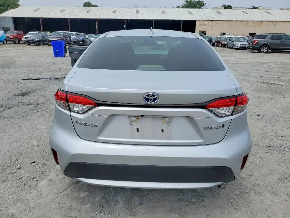 2022 TOYOTA COROLLA LE  